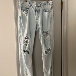 OVERSIZED JEANS